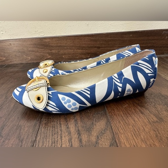 Talbots Blue and White Buckle Flat Shoes - size 7 - Picture 4 of 8
